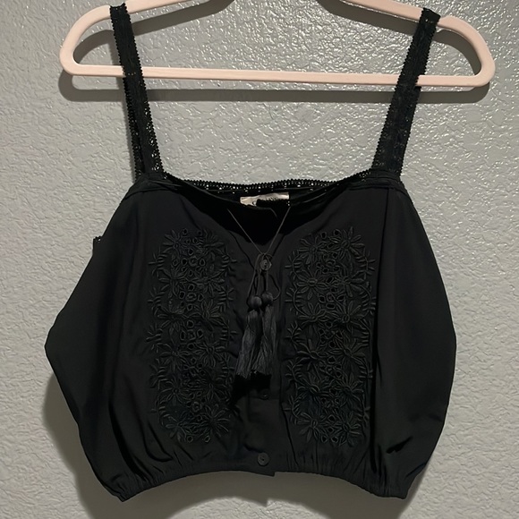 NWOT Chasing Unicorns Valerie Cotton Gauze, Cutwork + Lace Top in Black 🔥 - Picture 7 of 12